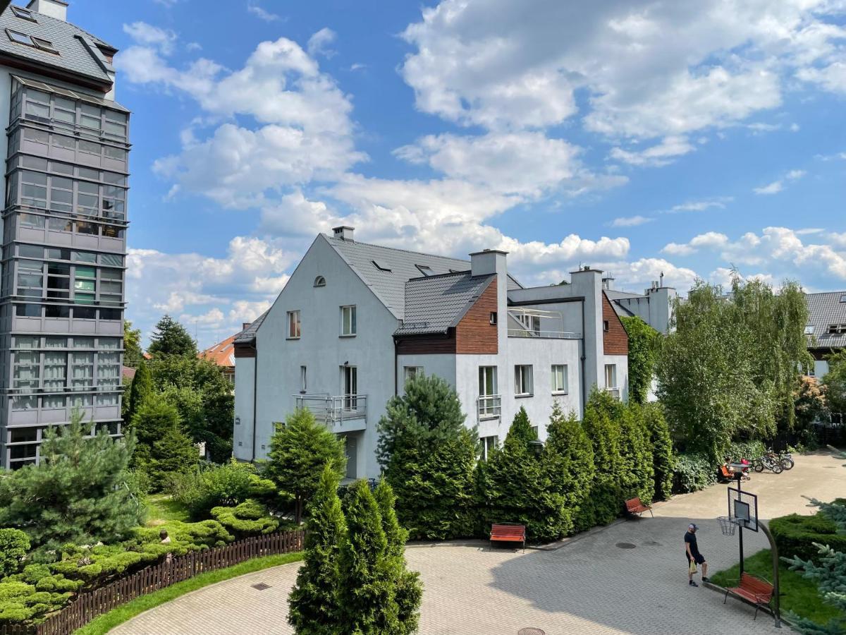 Pokoje Nowoursynowska Hostel Warsaw Ngoại thất bức ảnh