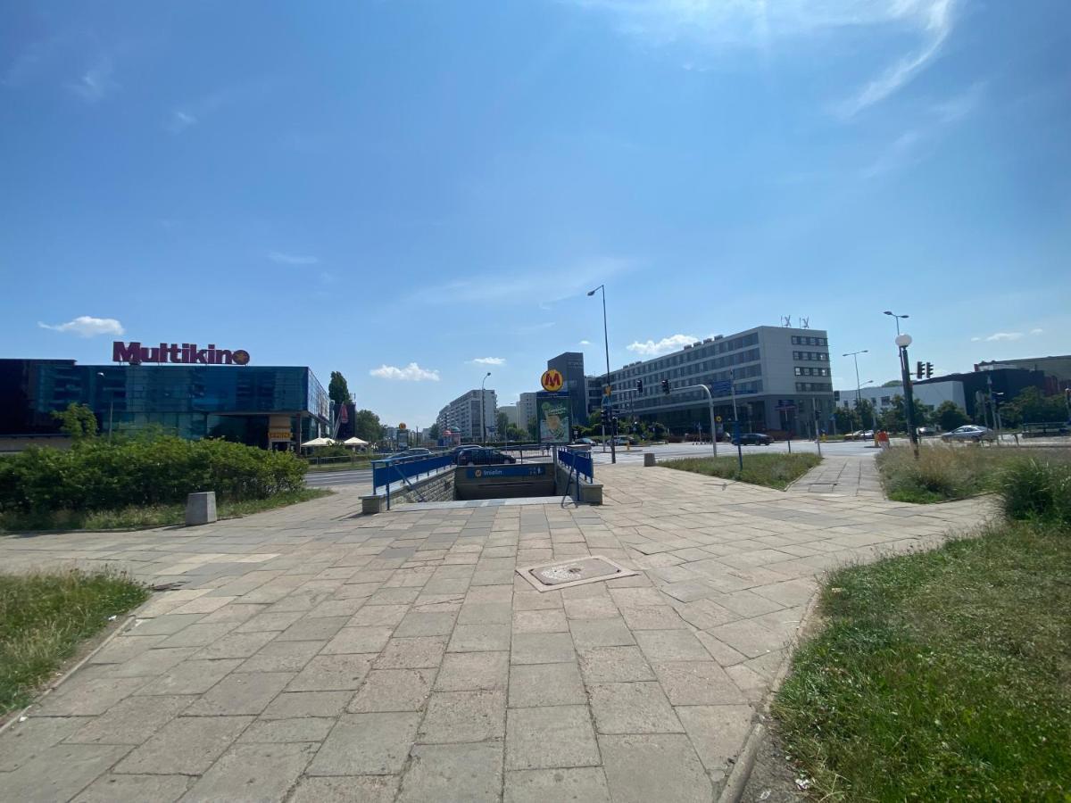 Pokoje Nowoursynowska Hostel Warsaw Ngoại thất bức ảnh