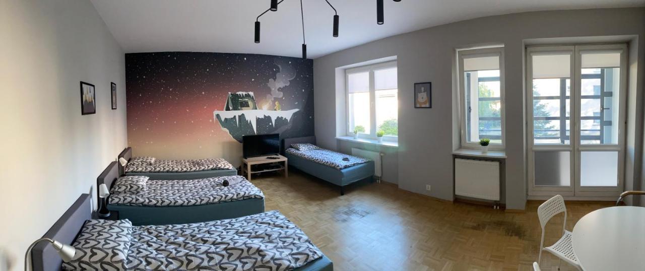 Pokoje Nowoursynowska Hostel Warsaw Ngoại thất bức ảnh