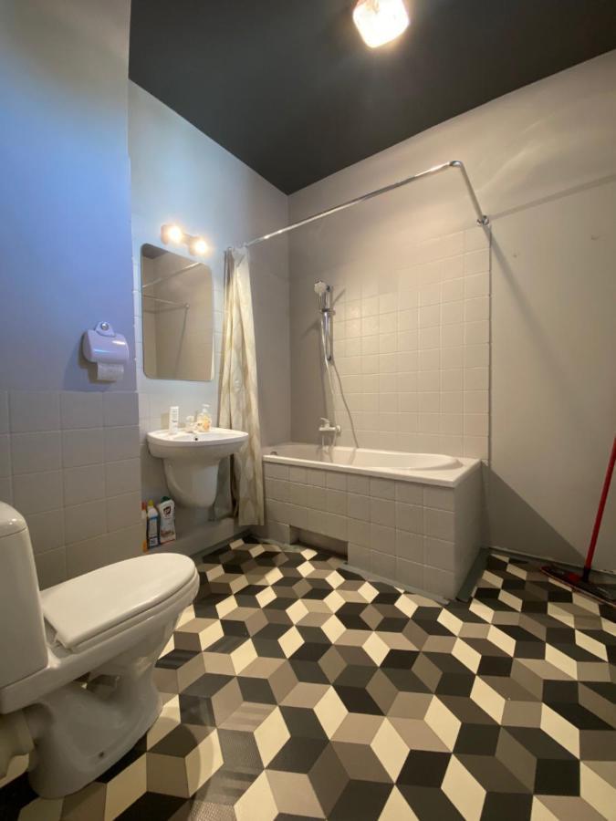 Pokoje Nowoursynowska Hostel Warsaw Ngoại thất bức ảnh