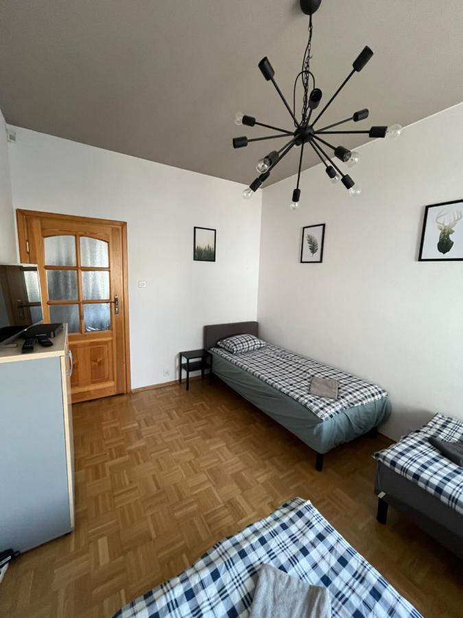 Pokoje Nowoursynowska Hostel Warsaw Ngoại thất bức ảnh